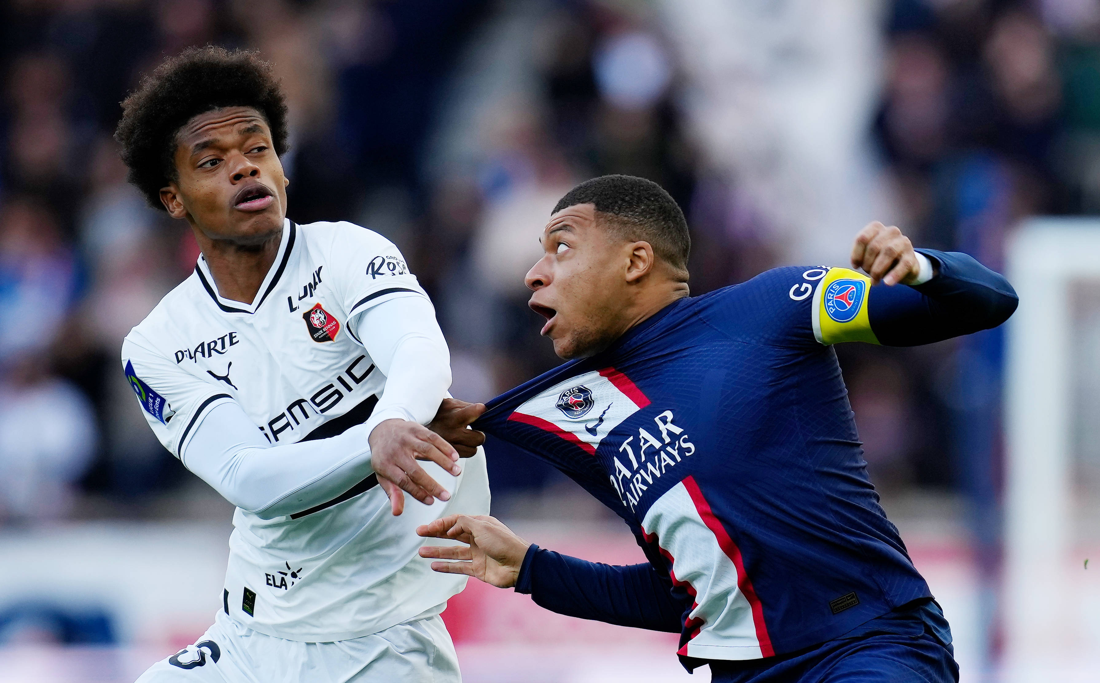 巴黎圣日耳曼击败里昂，前进势头不减的简单介绍